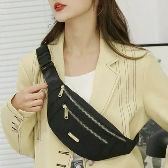 Black Fanny Pack,β Waist, Bum, Crossbody, Park Bag (NEW & SUPER CUTE!) - Picture 1 of 6